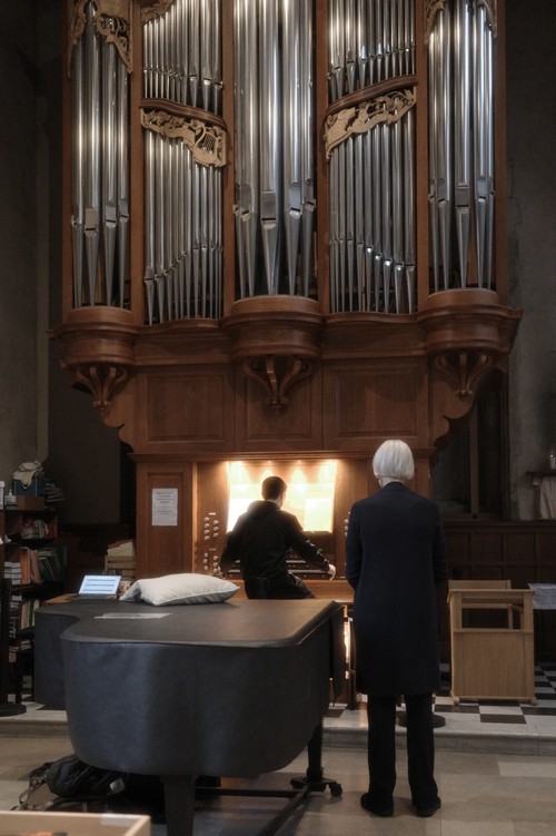 Learning a rather unusual instrument